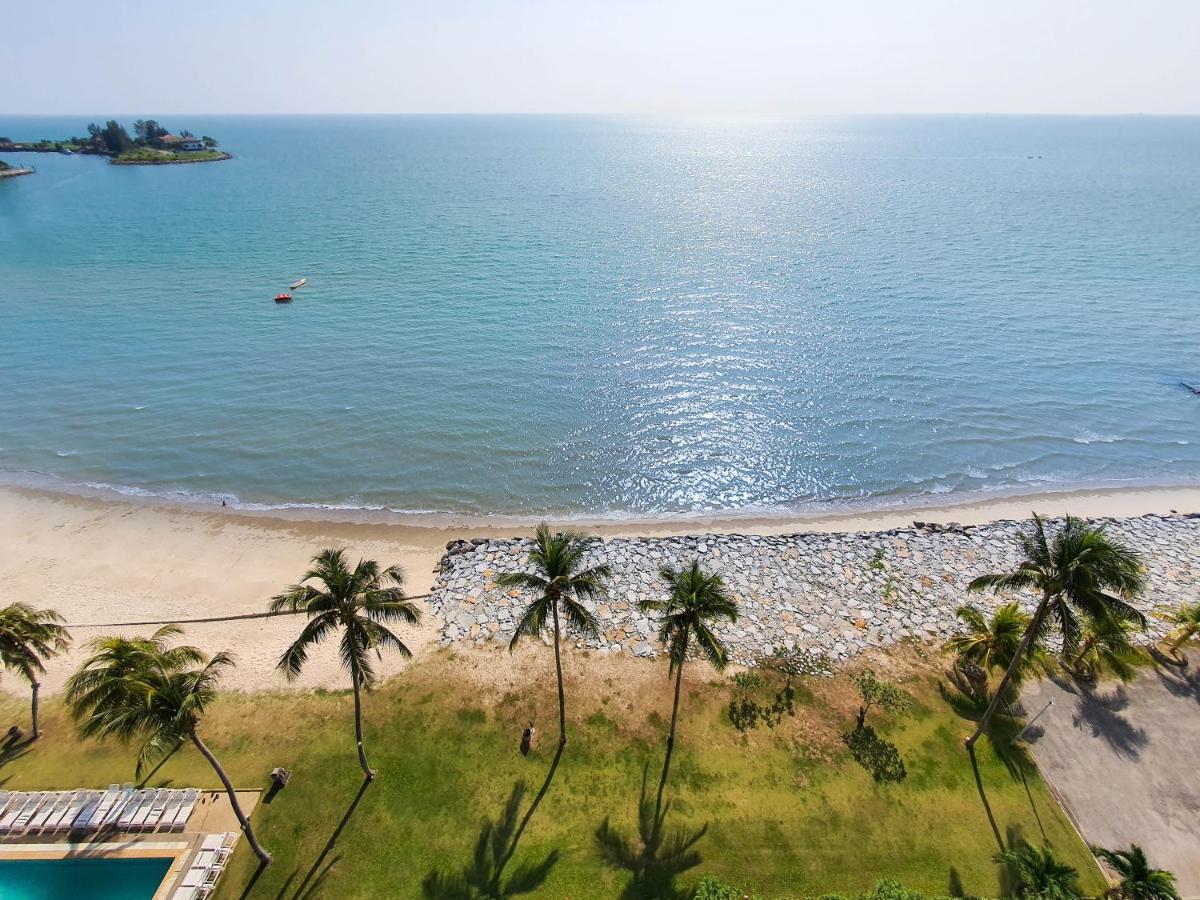 'Newly Refurbished' 'Sunny Seaview' At Regency With 2 Carpark By Shine Stay 포트딕슨 외부 사진