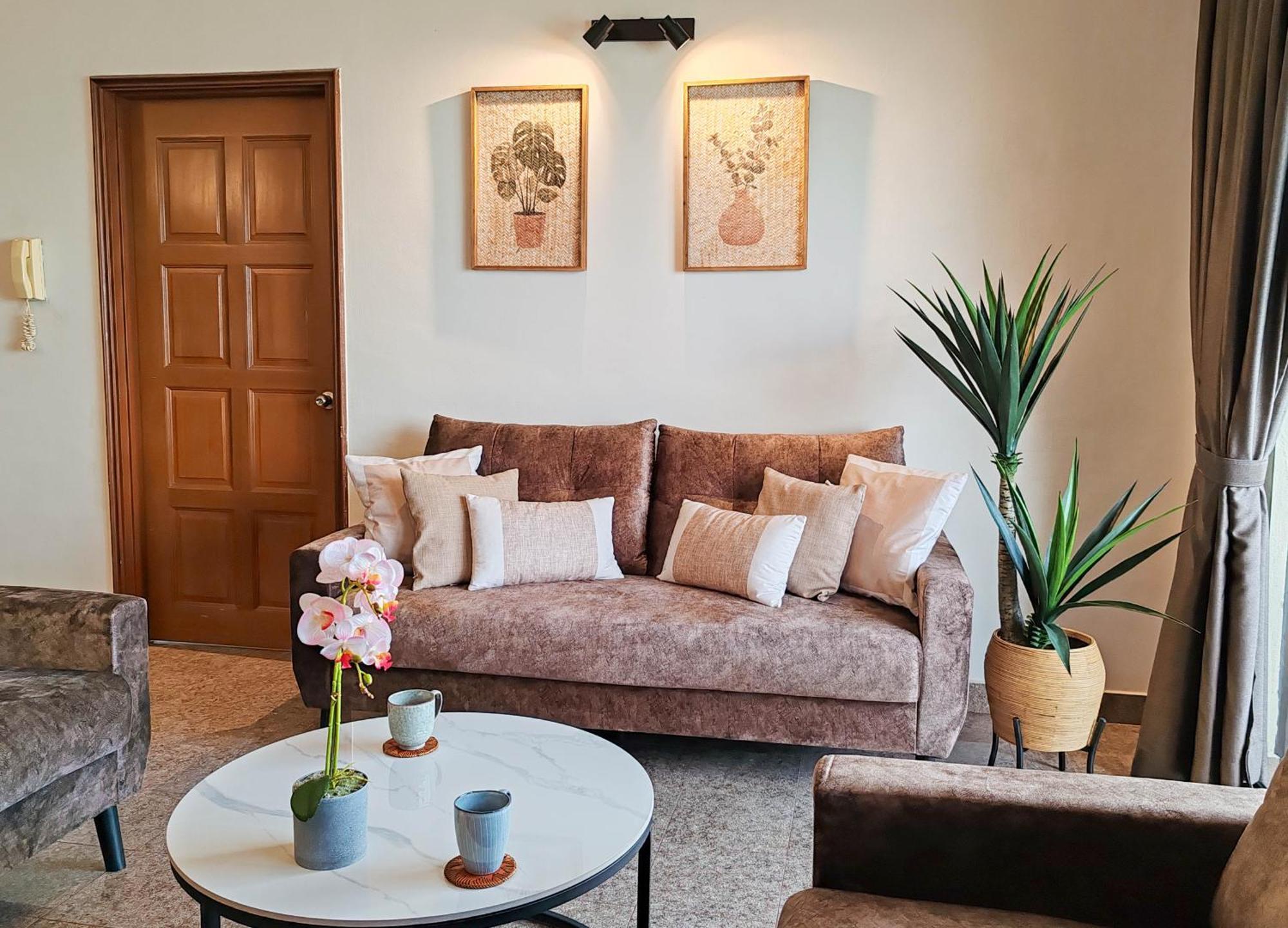 'Newly Refurbished' 'Sunny Seaview' At Regency With 2 Carpark By Shine Stay 포트딕슨 외부 사진