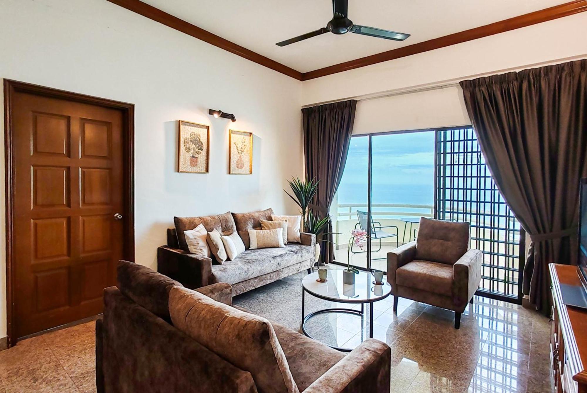 'Newly Refurbished' 'Sunny Seaview' At Regency With 2 Carpark By Shine Stay 포트딕슨 외부 사진