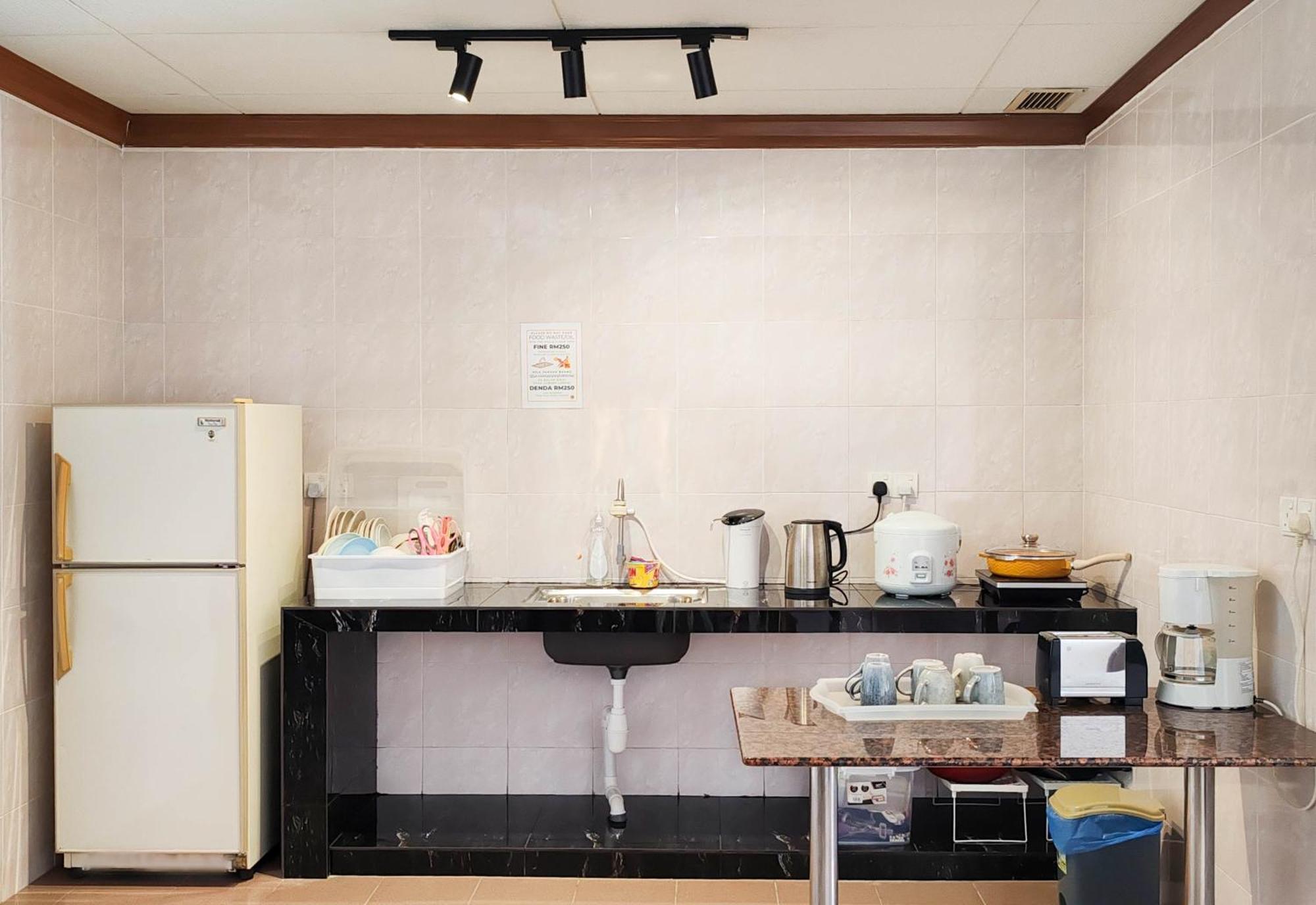 'Newly Refurbished' 'Sunny Seaview' At Regency With 2 Carpark By Shine Stay 포트딕슨 외부 사진